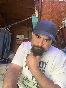 Snapshot of Jonathanfrom420 chatting on 12/17/25, 03:40 Jonathanfrom420 online show from 12/17/25, 03:40