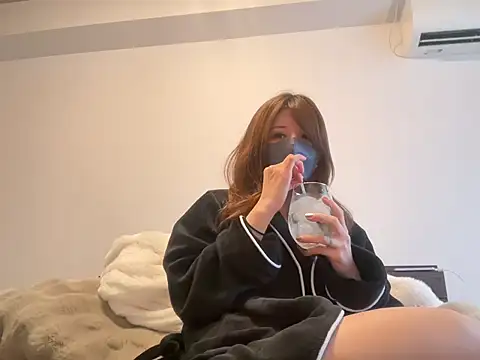 Snapshot of p-nyan4 chatting on 01/10/26, 06:26 p-nyan4 online show from 01/10/26, 06:26