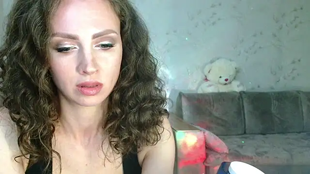 Amber Carrol online show from 05/28/26, 05:43