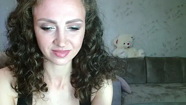 Amber Carrol online show from 06/06/26, 06:12