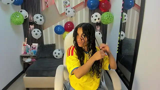 LittleeStar online show from 06/17/26, 08:32