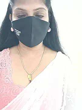 Snapshot of shivani27 chatting on 01/14/26, 06:13 shivani27 online show from 01/14/26, 06:13