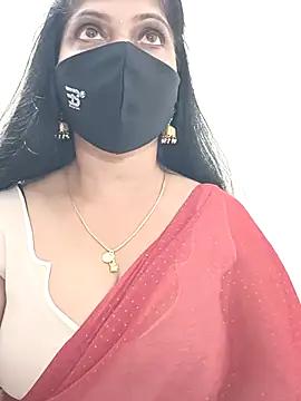 Snapshot of shivani27 chatting on 01/31/26, 07:34 shivani27 online show from 01/31/26, 07:34