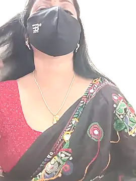 Snapshot of shivani27 chatting on 02/08/26, 03:37 shivani27 online show from 02/08/26, 03:37