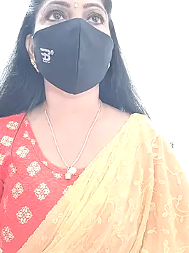 Snapshot of shivani27 chatting on 02/10/26, 03:49 shivani27 online show from 02/10/26, 03:49