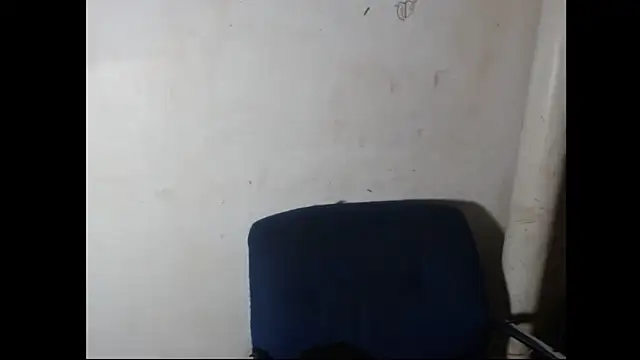 Snapshot of BebaFoxx chatting on 10/20/25, 04:07 BebaFoxx online show from 10/20/25, 04:07