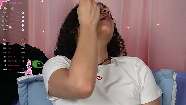 Victoria Curly online show from 09/15/25, 04:18