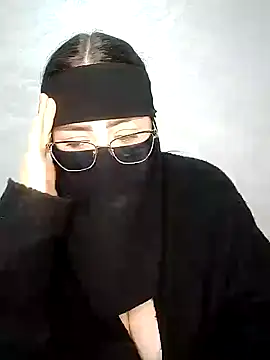 Snapshot of Arabic-loka chatting on 11/18/25, 09:08 Arabic-loka online show from 11/18/25, 09:08