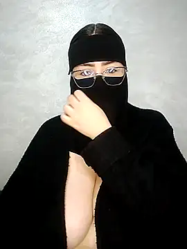 Snapshot of Arabic-loka chatting on 11/26/25, 09:32 Arabic-loka online show from 11/26/25, 09:32