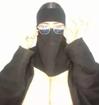 Snapshot of Arabic-loka chatting on 01/15/26, 04:44 Arabic-loka online show from 01/15/26, 04:44