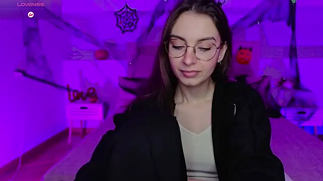 Real cutie1 online show from 10/27/25, 08:35