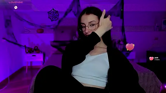 Real cutie1 online show from 11/01/25, 08:44