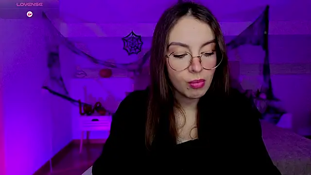 Real cutie1 online show from 11/03/25, 08:32