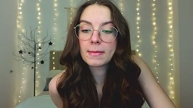 Real cutie1 online show from 02/05/26, 01:38