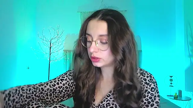 Real cutie1 online show from 03/12/26, 02:01