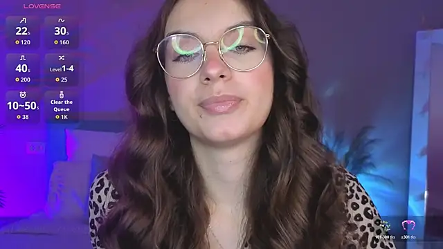 Real cutie1 online show from 07/13/26, 12:52