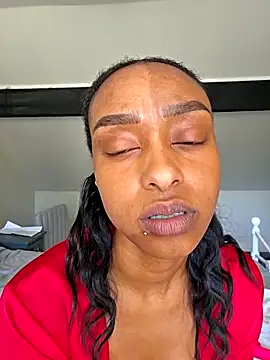 Snapshot of Hazel_Dollxx chatting on 04/30/26, 10:10 Hazel Dollxx online show from 04/30/26, 10:10