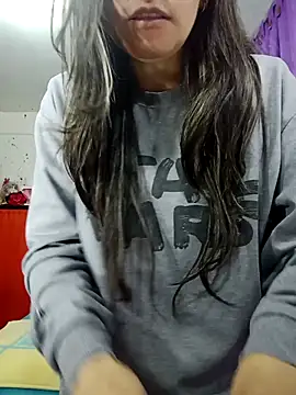 Chriss girl of imaginatio online show from 11/28/25, 11:40