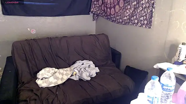 London Ray online show from 03/15/26, 03:23