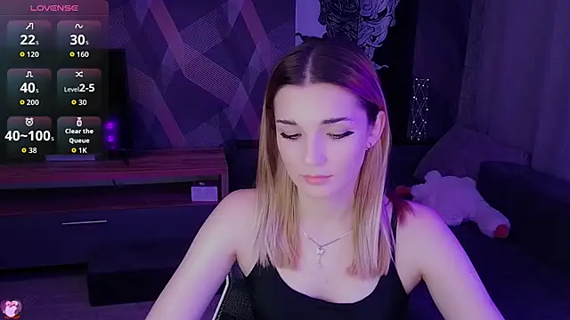 Sandy Belle online show from 10/18/25, 09:37