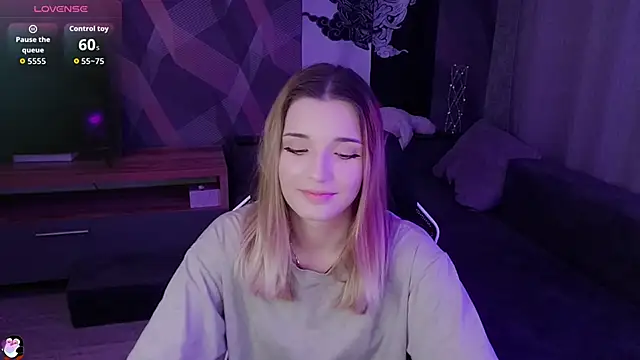 Sandy Belle online show from 10/23/25, 06:50