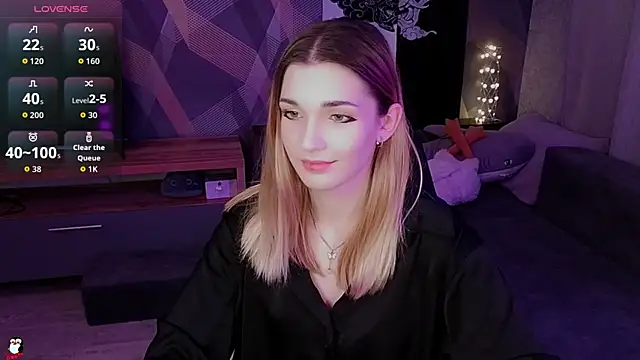 Sandy Belle online show from 11/27/25, 07:27