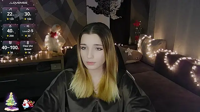 Sandy Belle online show from 12/13/25, 09:53