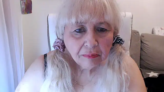 SusiLifeXXX online show from 10/25/25, 08:25