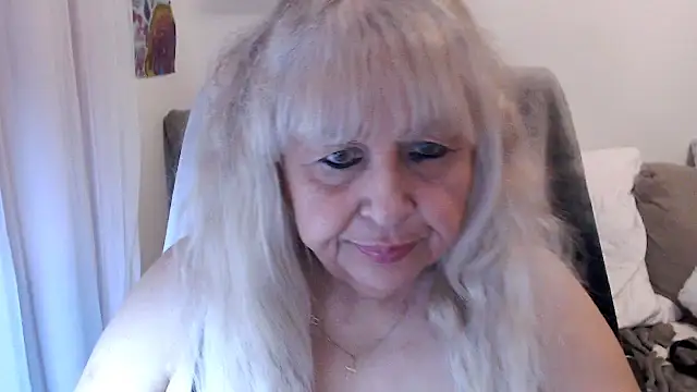 SusiLifeXXX online show from 11/11/25, 08:31