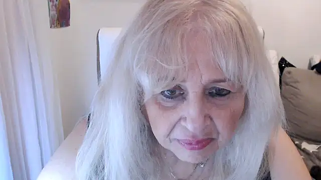 SusiLifeXXX online show from 12/13/25, 08:14