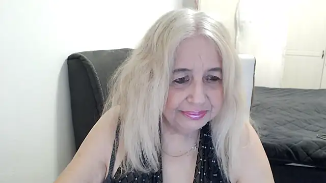 SusiLifeXXX online show from 04/15/26, 08:09