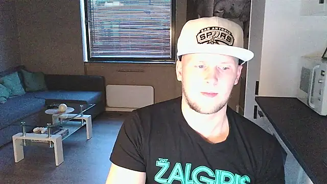 Snapshot of Dartanjanas13 chatting on 09/11/25, 05:46 Dartanjanas13 online show from 09/11/25, 05:46