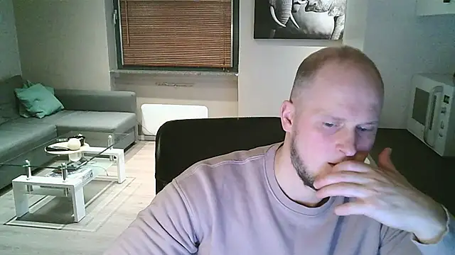 Snapshot of Dartanjanas13 chatting on 11/14/25, 08:07 Dartanjanas13 online show from 11/14/25, 08:07