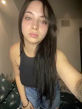 Snapshot of Bella__Booty chatting on 09/25/25, 09:51 Bella Booty online show from 09/25/25, 09:51