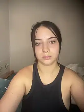 Snapshot of Bella__Booty chatting on 10/19/25, 09:26 Bella Booty online show from 10/19/25, 09:26