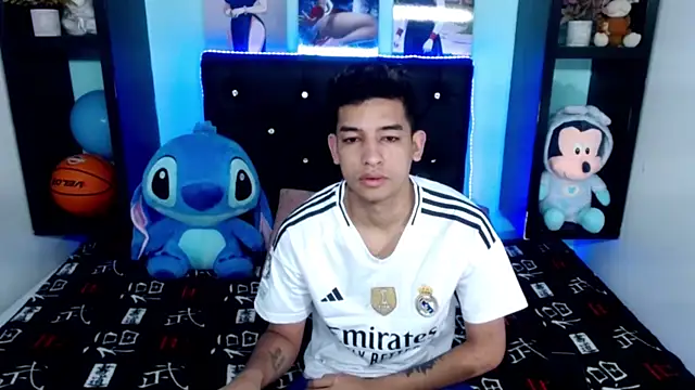 x oliver x online show from 10/07/25, 03:47