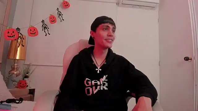 dark sun302 online show from 10/23/25, 03:28