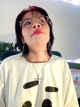 Snapshot of dolliette24 chatting on 11/13/25, 09:14 dolliette24 online show from 11/13/25, 09:14