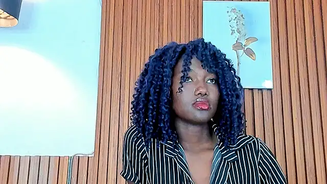 Snapshot of Evaa_18 chatting on 09/15/25, 05:46 Evaa 18 online show from 09/15/25, 05:46