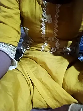 Snapshot of Reeta-rani chatting on 10/29/25, 02:19 Reeta-rani online show from 10/29/25, 02:19