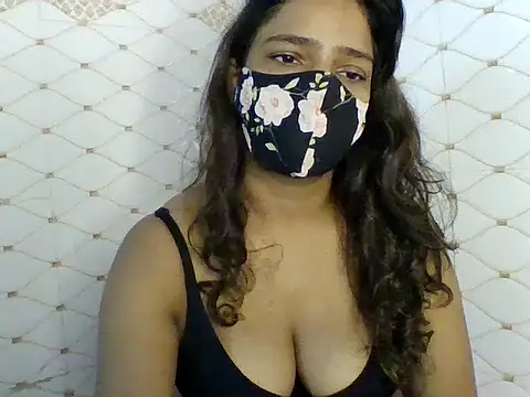 Snapshot of SonY-CaM2 chatting on 09/12/25, 02:22 SonY-CaM2 online show from 09/12/25, 02:22