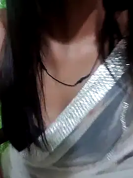 Snapshot of Raj-kumari chatting on 09/19/25, 04:58 Raj-kumari online show from 09/19/25, 04:58