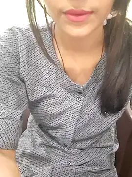 Snapshot of Raj-kumari chatting on 10/13/25, 02:28 Raj-kumari online show from 10/13/25, 02:28