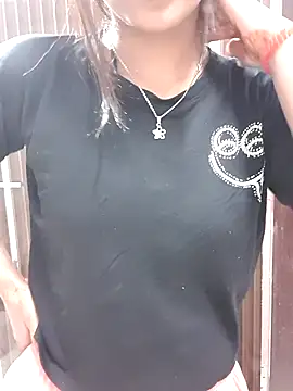 Snapshot of Raj-kumari chatting on 11/06/25, 03:57 Raj-kumari online show from 11/06/25, 03:57