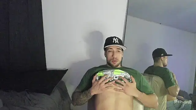 Snapshot of ThiagoLugo chatting on 12/04/25, 04:00 ThiagoLugo online show from 12/04/25, 04:00