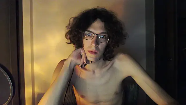 LovesomeCookie online show from 05/18/26, 07:52