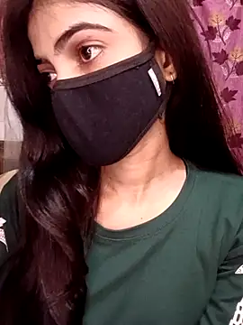 Snapshot of Queen_Pooja7 chatting on 09/13/25, 05:13 Queen Pooja7 online show from 09/13/25, 05:13