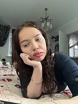 Hannah xBaby online show from 01/09/26, 11:46