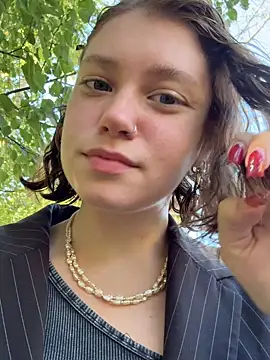 lucy-joy online show from 09/13/25, 07:30