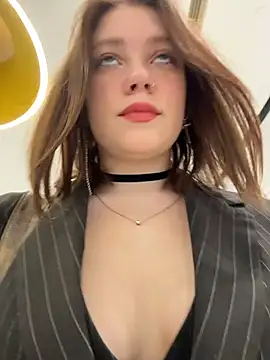 lucy-joy online show from 01/06/26, 10:30